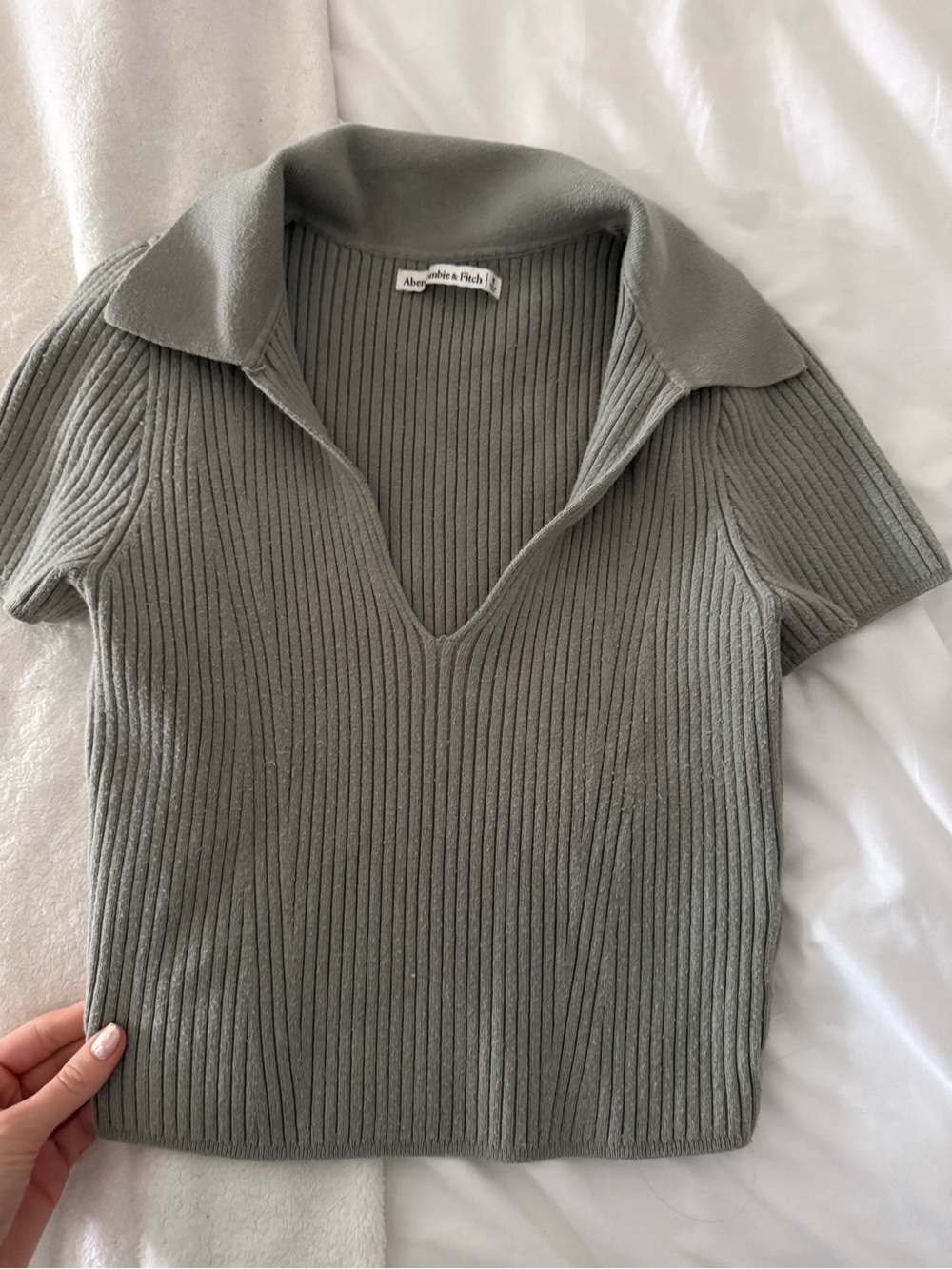 Abercrombie & Fitch Ribbed Collared V-Neck Top - Sage Green